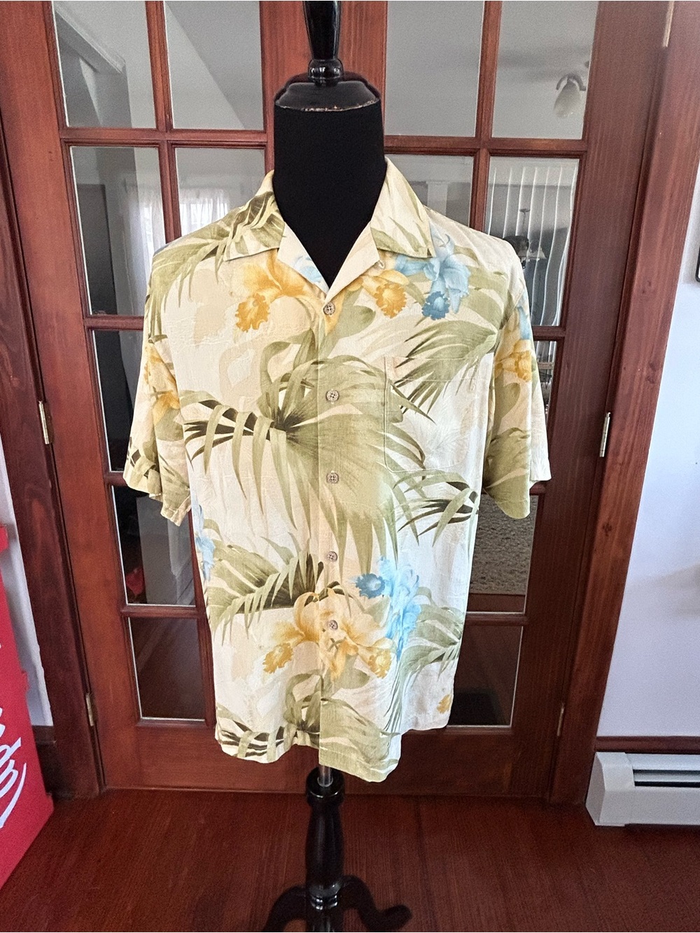 Tommy Bahama 100% Silk Mens Hawaiian Yellow Palm Print Medium